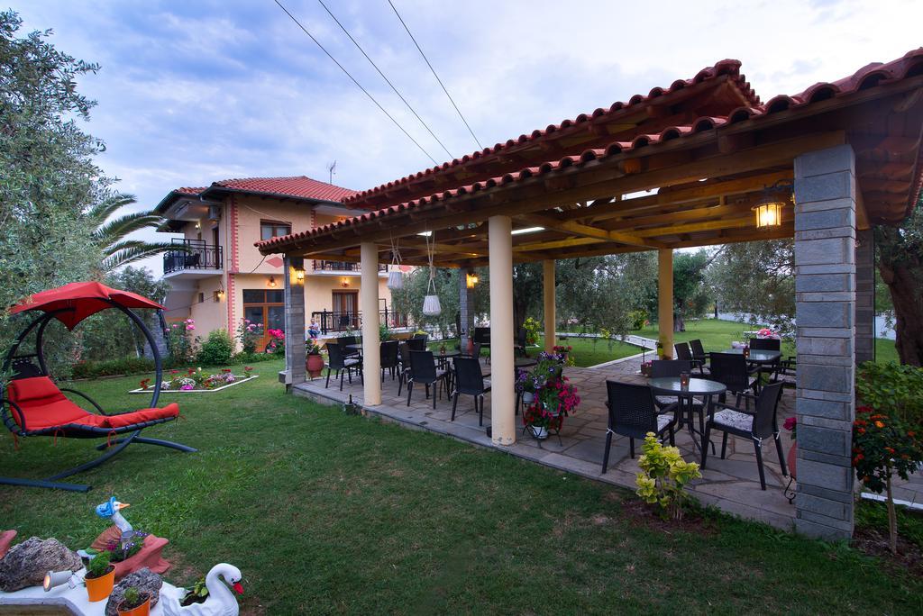 Pension Maria อัสตริส ภายนอก รูปภาพ